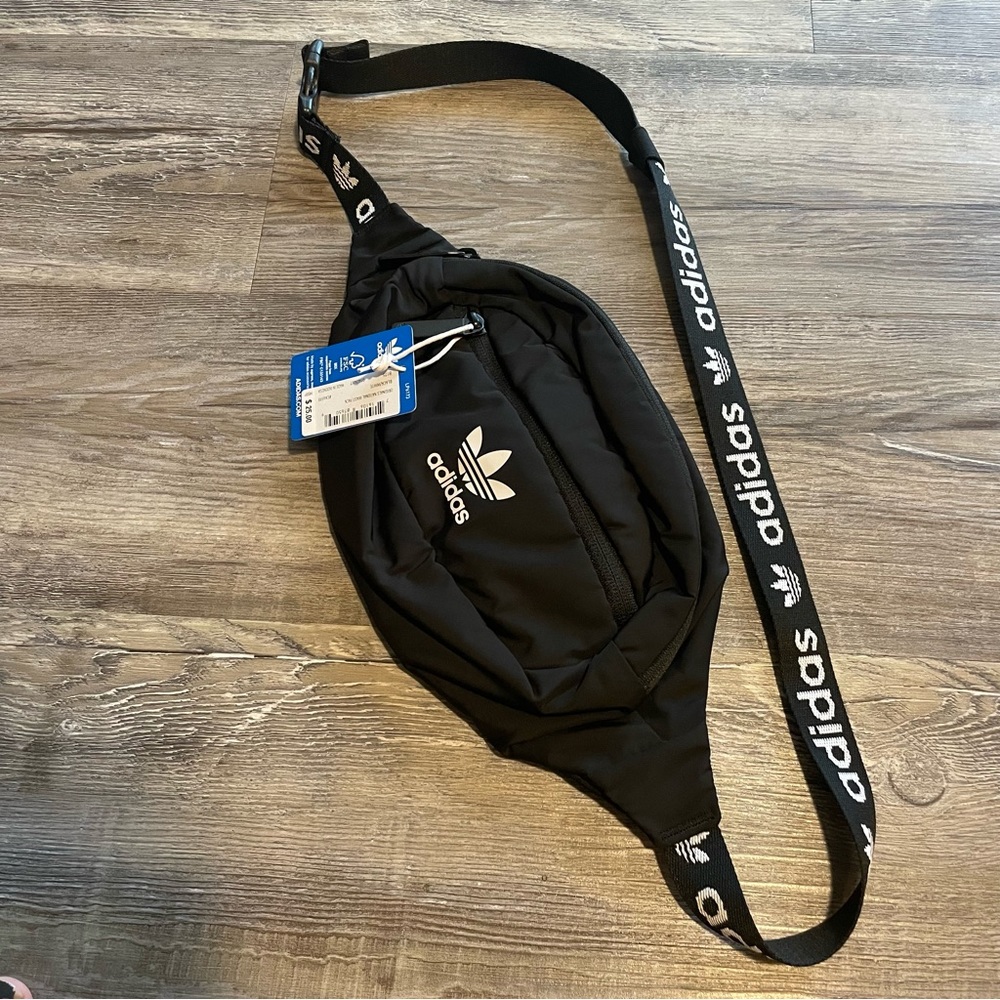 NWT Adidas fanny pack